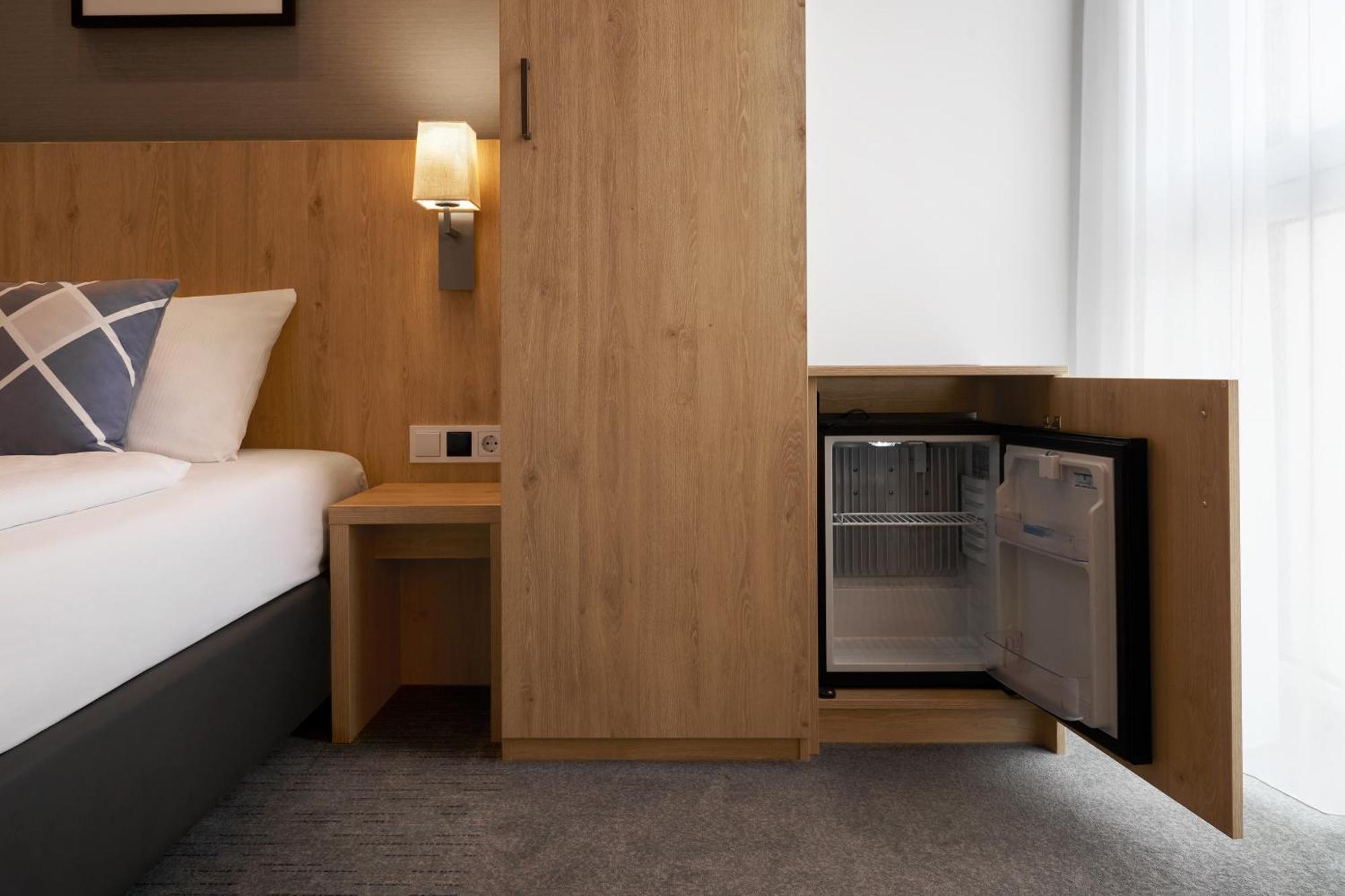 จีโฮเทล โฮเต็ล แอนด์ ลีฟวิ่ง โบคุม Hotel โบคุห์ม ภายนอก รูปภาพ